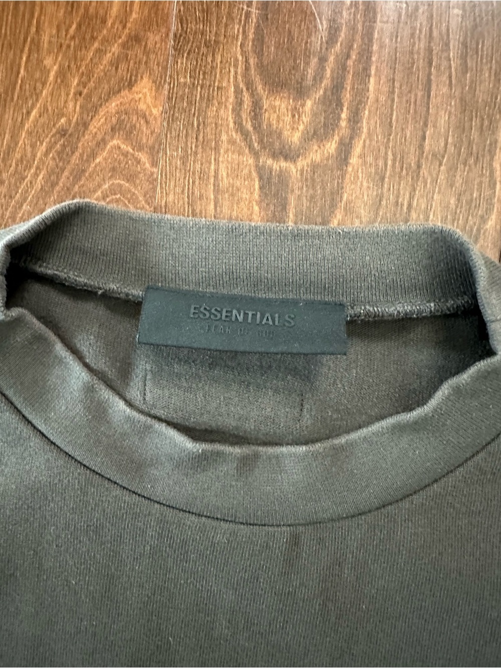 Essentials Tee - Picture 3 of 5
